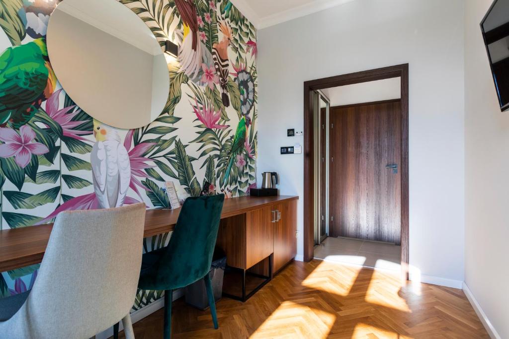 Forrest Apartments & Hostel - Resim 22