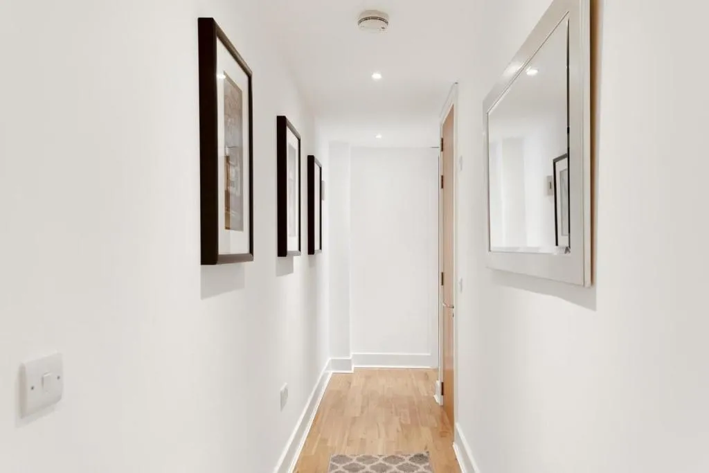 Bright 2-Bed/2 Bath apartment in a brand new development, Londra, Marea Britanie