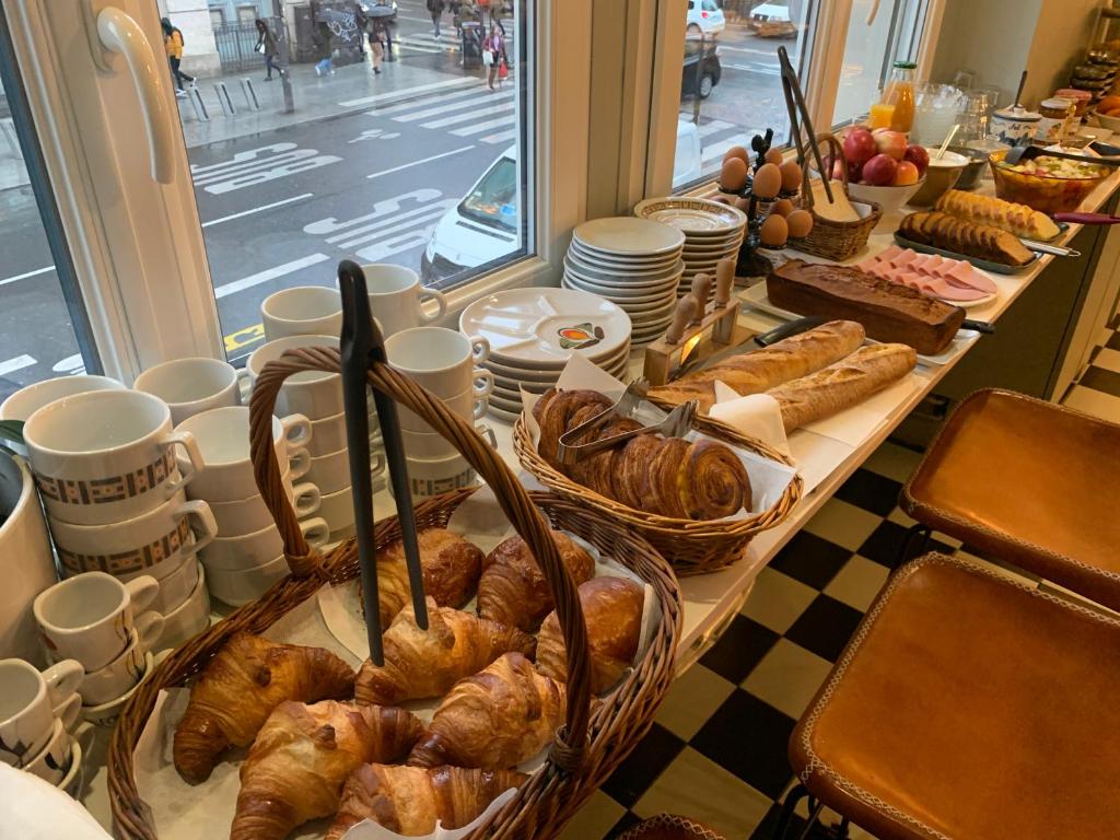 Picardy Hôtel-Gare du Nord - Resim 14