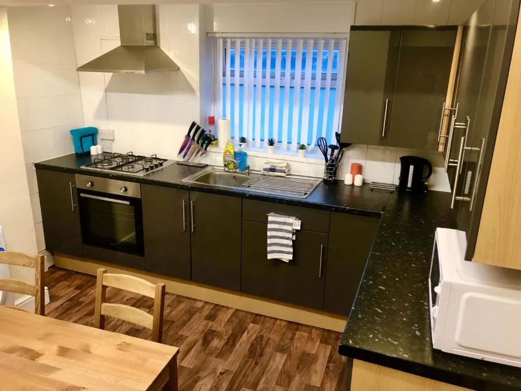 Cardiff Retreat, Cardiff, Marea Britanie