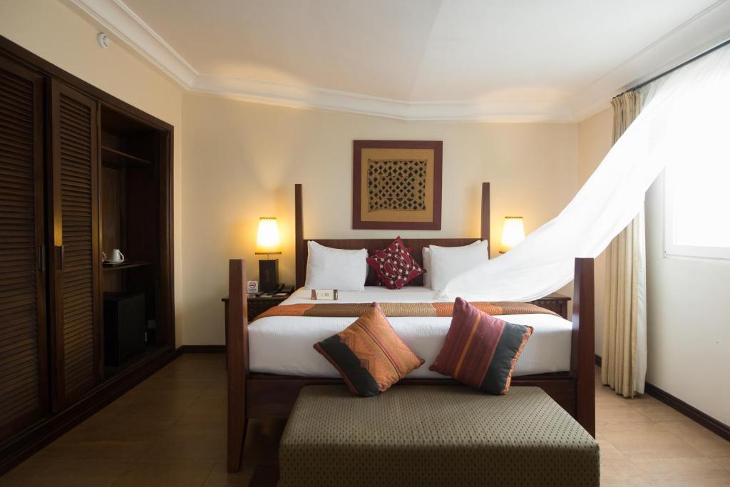 African Regent Hotel