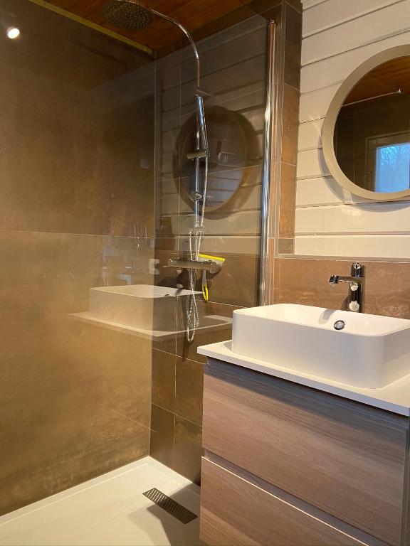 Koupelna v ubytování Chalet234 in La Boverie