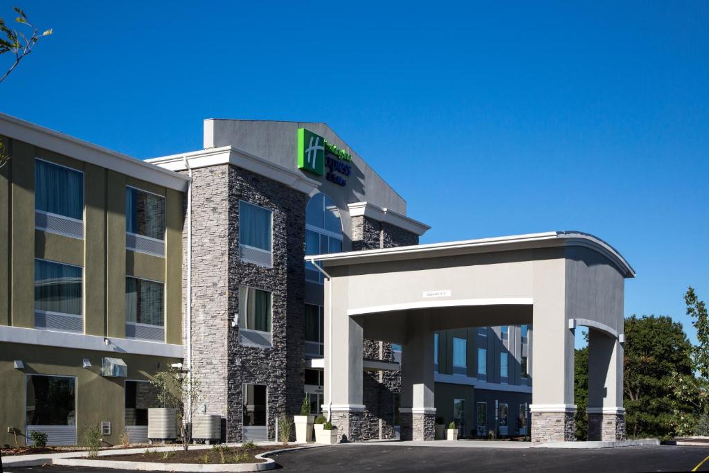 a rendering of a hotel building at Holiday Inn Express & Suites Carlisle, an IHG Hotel in Carlisle