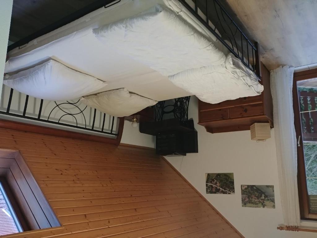 Fotografie z fotogalerie ubytování Ferienhaus "Werrablick-Frankenroda" v destinaci Frankenroda