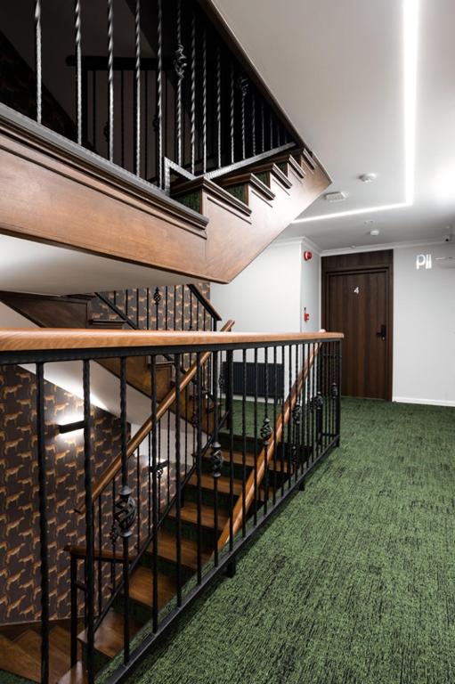 Forrest Apartments & Hostel - Resim 35