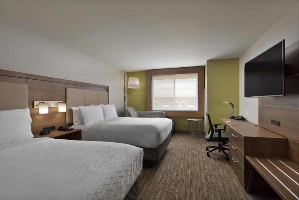 Holiday Inn Express & Suites - Portland Airport - Cascade Stn by IHG photo