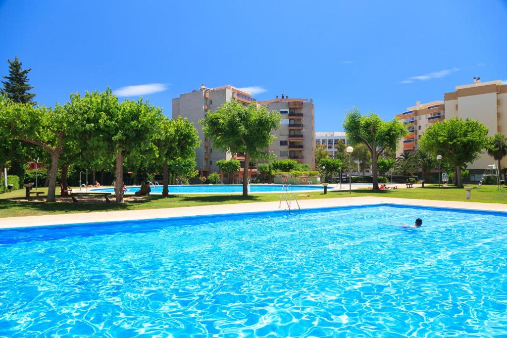UHC Jerez Cordoba Sevilla Apartments, Salou – Bijgewerkte ...