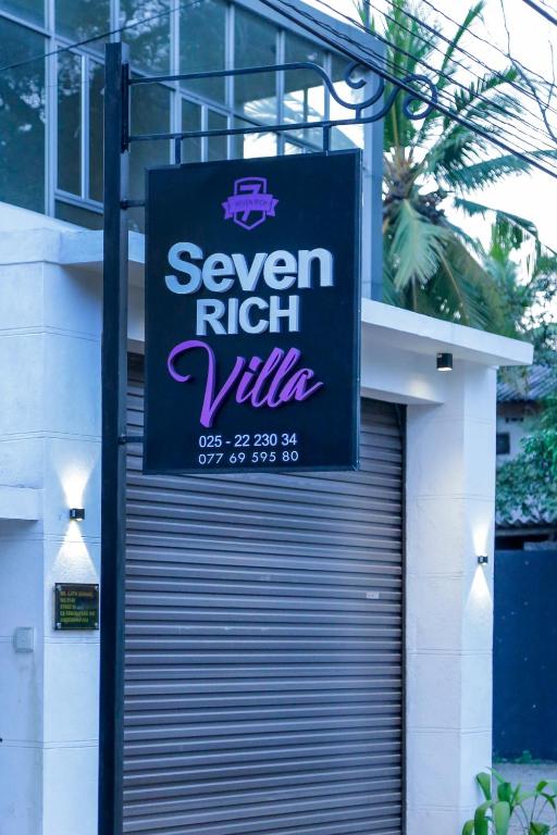 Certifikát, hodnocení, plakát nebo jiný dokument vystavený v ubytování Seven Rich Villa