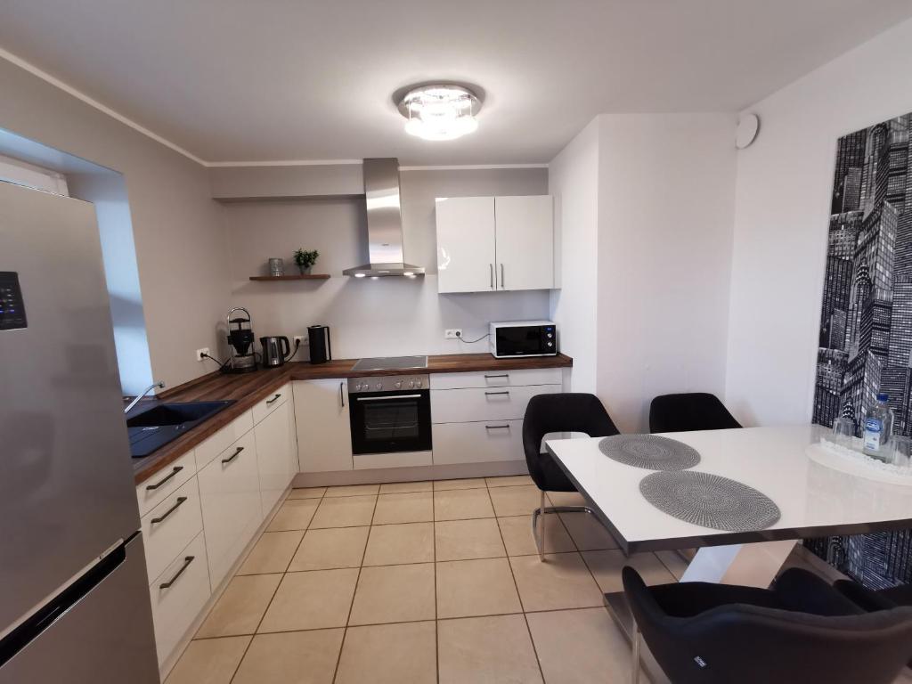 Wellnes Apartment mit Schwimmbadnutzung - Apartamento De Un Dormitorio