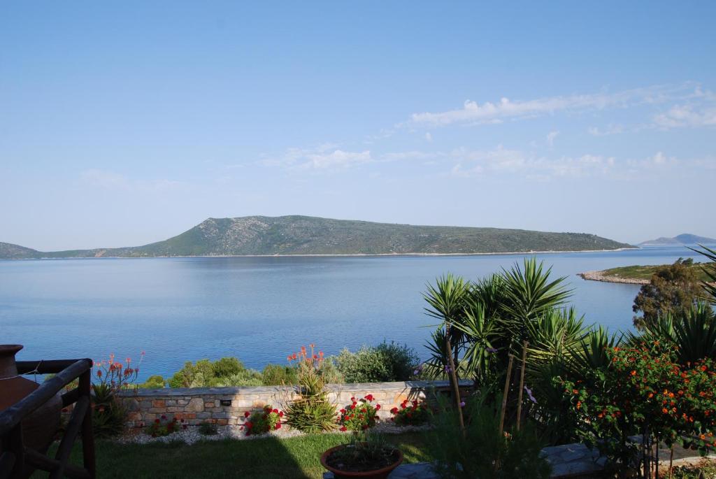 a view of a large body of water at Vila Elena 1astoning view in Steni Vala Alonissos