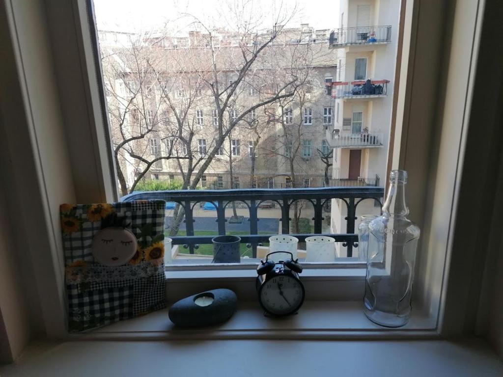 Balkón nebo terasa v ubytování Bauhaus Astoria Hostel