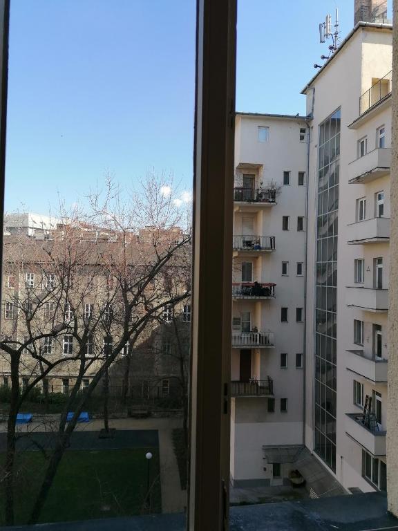 Budova, kde se hostel nachází