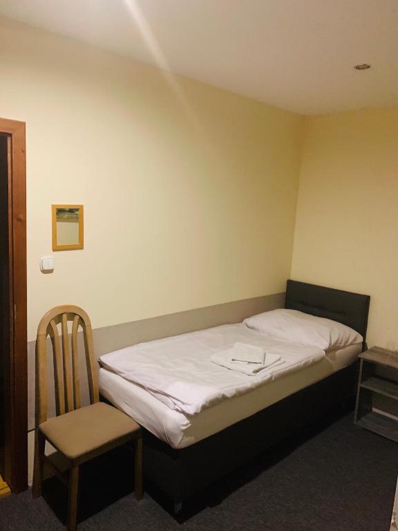 Postel nebo postele na pokoji v ubytování Eder