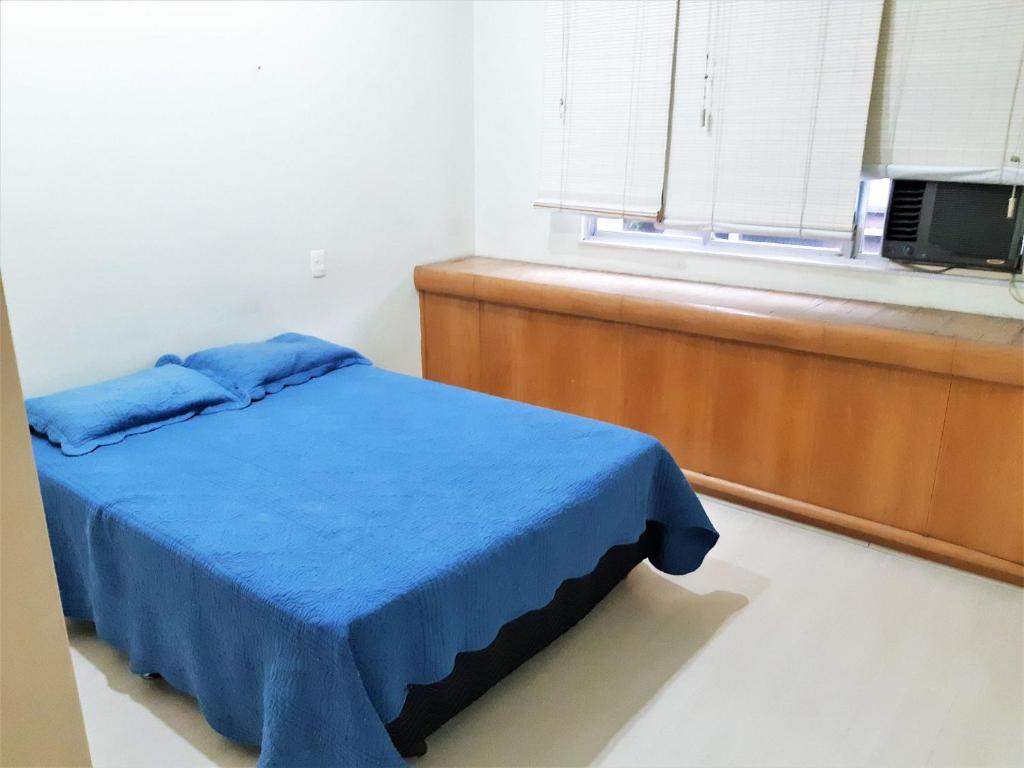 Apartamento para 6 pessoas a 1 quadra da praia deo Leblon