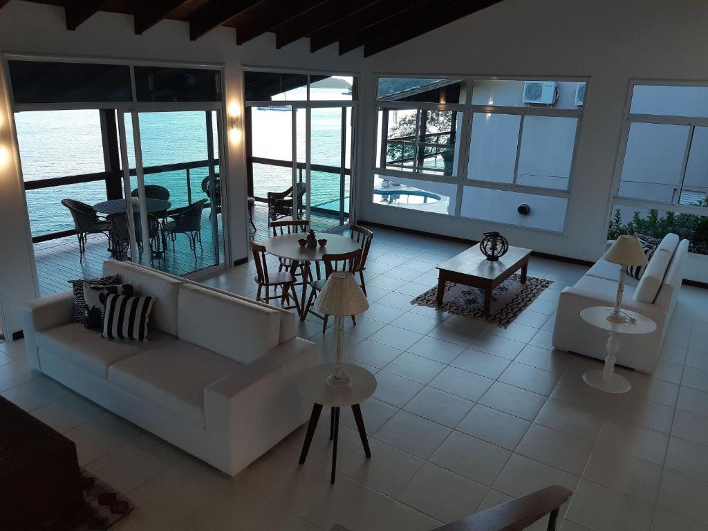  Casa Angra junto al mar