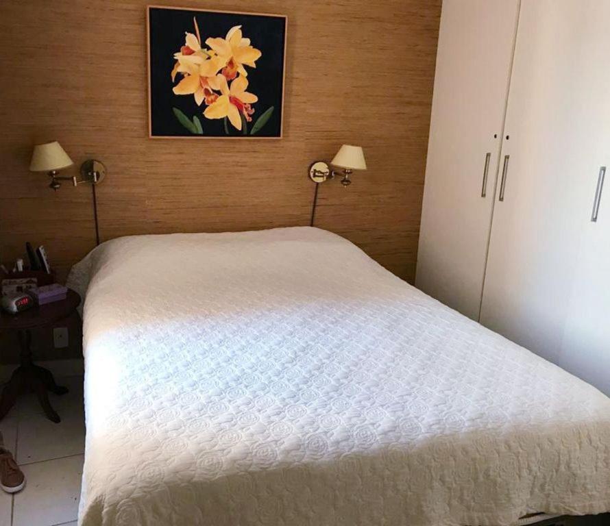  Ótimo apartamento apenas 2 quadras da praia de Ipanema