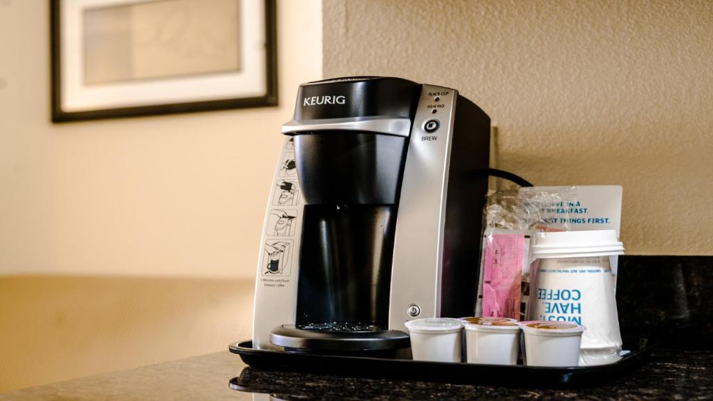 Holiday Inn Express Hotel & Suites Pampa by IHG - King Suite - Hearing Accessible/Non-Smoking