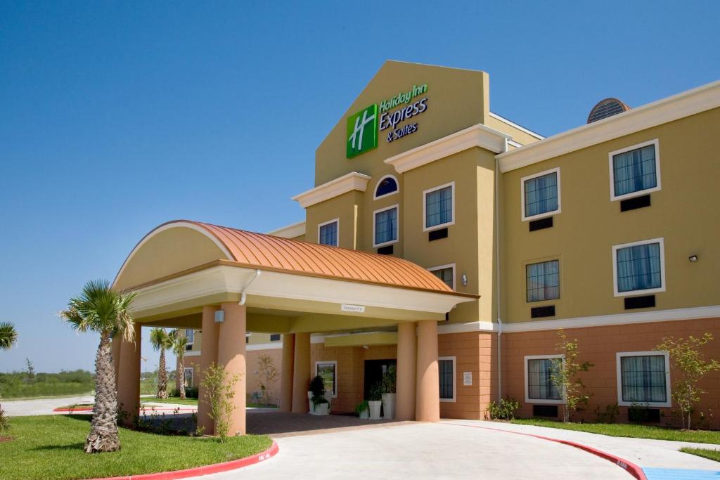 a rendering of a hotel with a gazebo at Holiday Inn Express Hotel and Suites Kingsville, an IHG Hotel in Kingsville