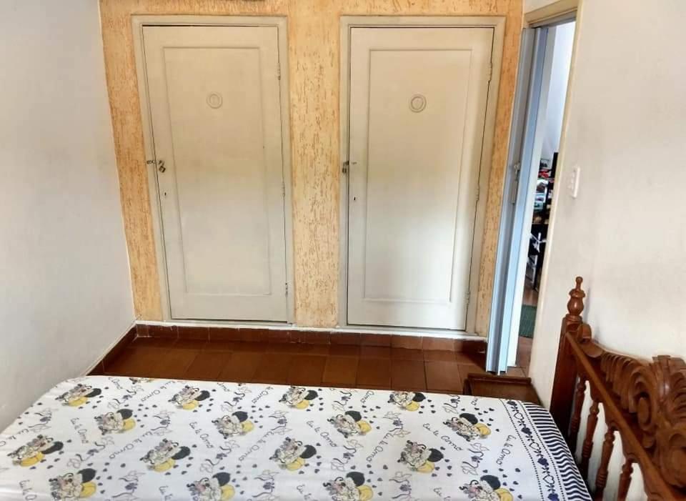  PRAIA GRANDE APARTAMENTO TEMPORADA com ar condicionado