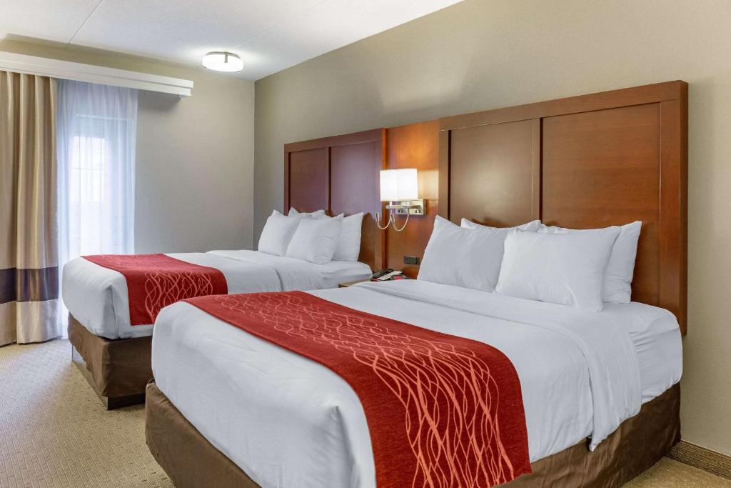Comfort Inn Lancaster at Rockvale photo