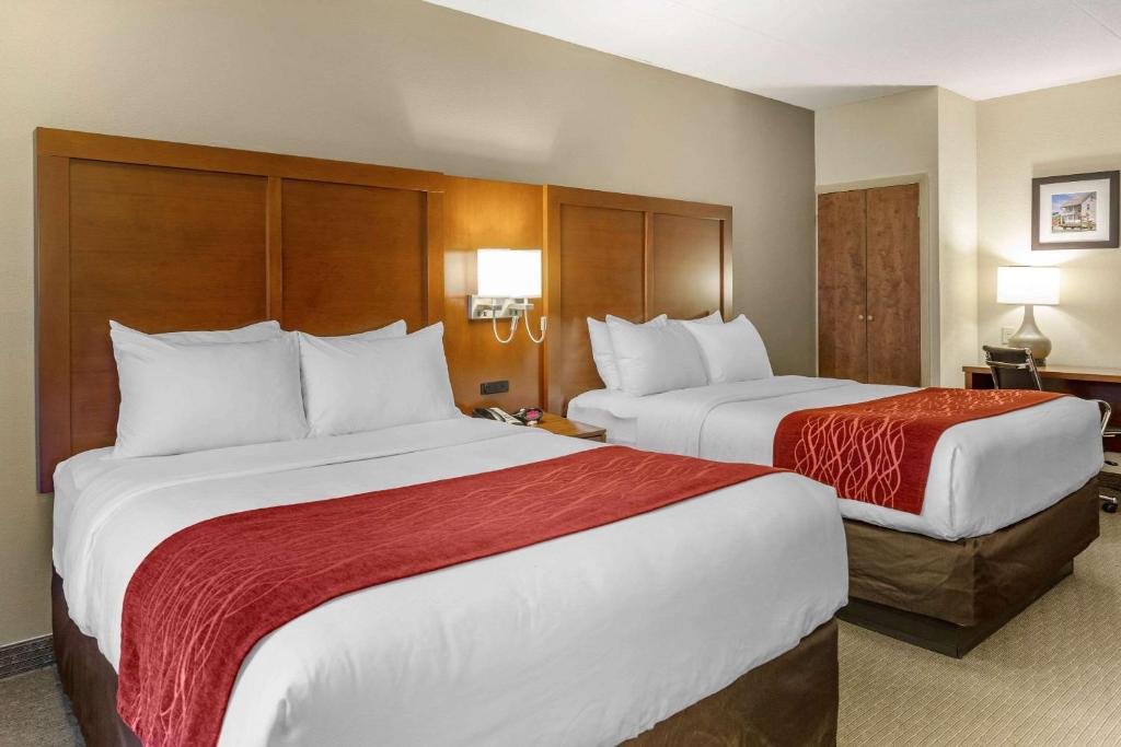 Comfort Inn Lancaster at Rockvale photo