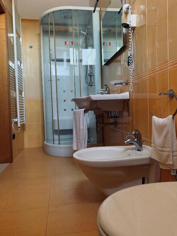 Koupelna v ubytování Hotel Costa Blu