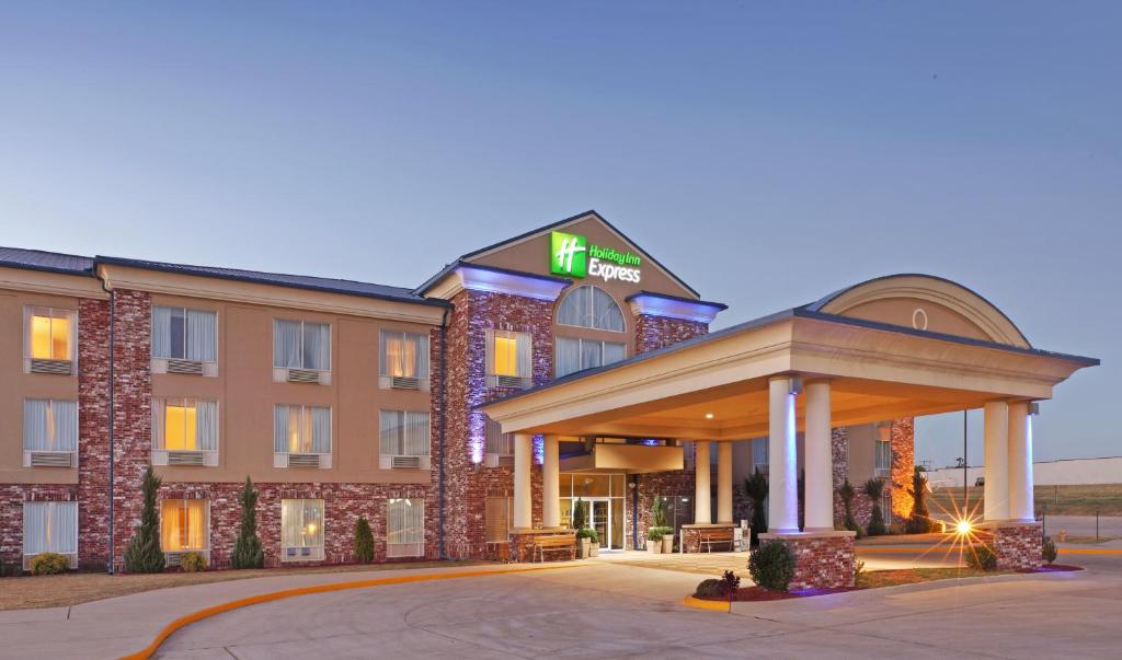 a rendering of a hotel with a gazebo at Holiday Inn Express Hotels & Suites Mountain Home, an IHG Hotel in Mountain Home