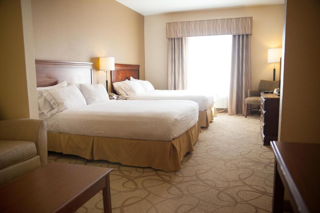 Holiday Inn Express Hotels & Suites Mountain Home, an IHG Hotel - Chambre Queen Standard Avec Deux Lits Queen