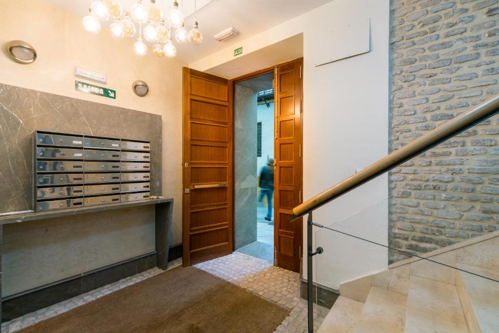 Fotografie z fotogalerie ubytování 2E Stylish Bright Apartment Sevilla Downtown Azofaifo v destinaci Seville