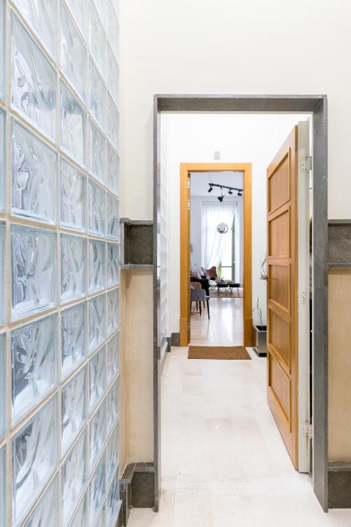 Fotografie z fotogalerie ubytování 2E Stylish Bright Apartment Sevilla Downtown Azofaifo v destinaci Seville