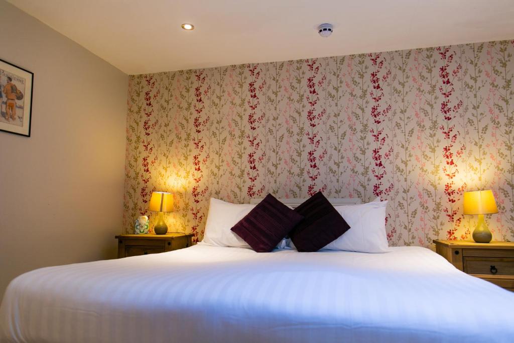 The Maltsters Arms - 