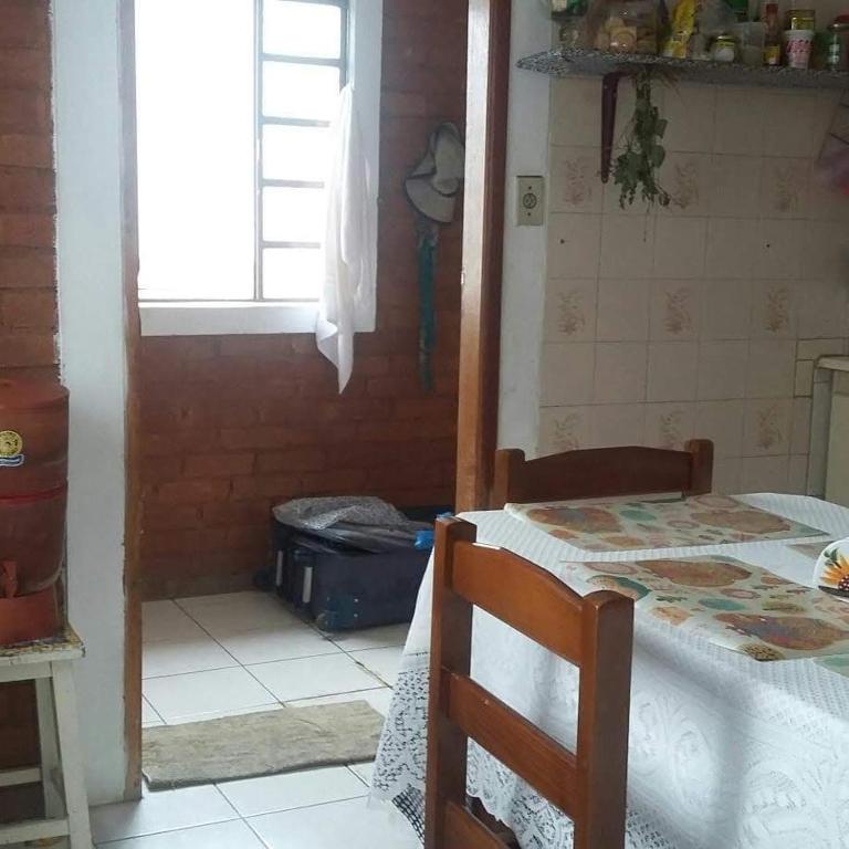  Quarto Casal em Chalé Colonial no Centro