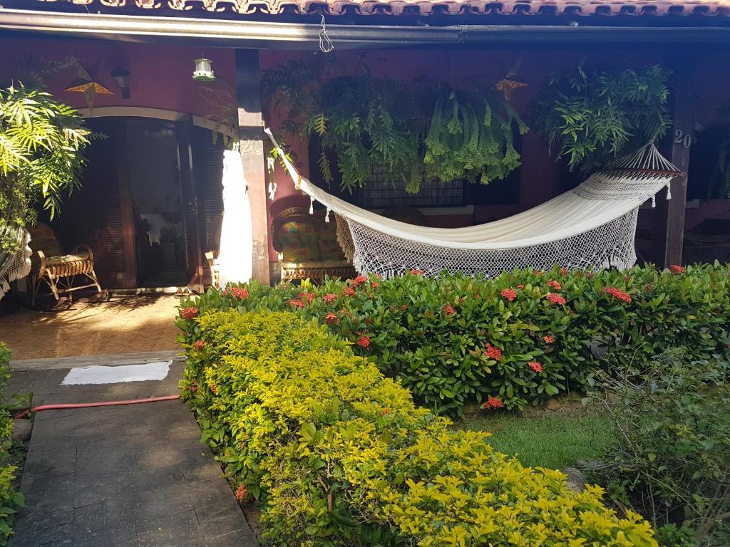  Casa com piscina no centro