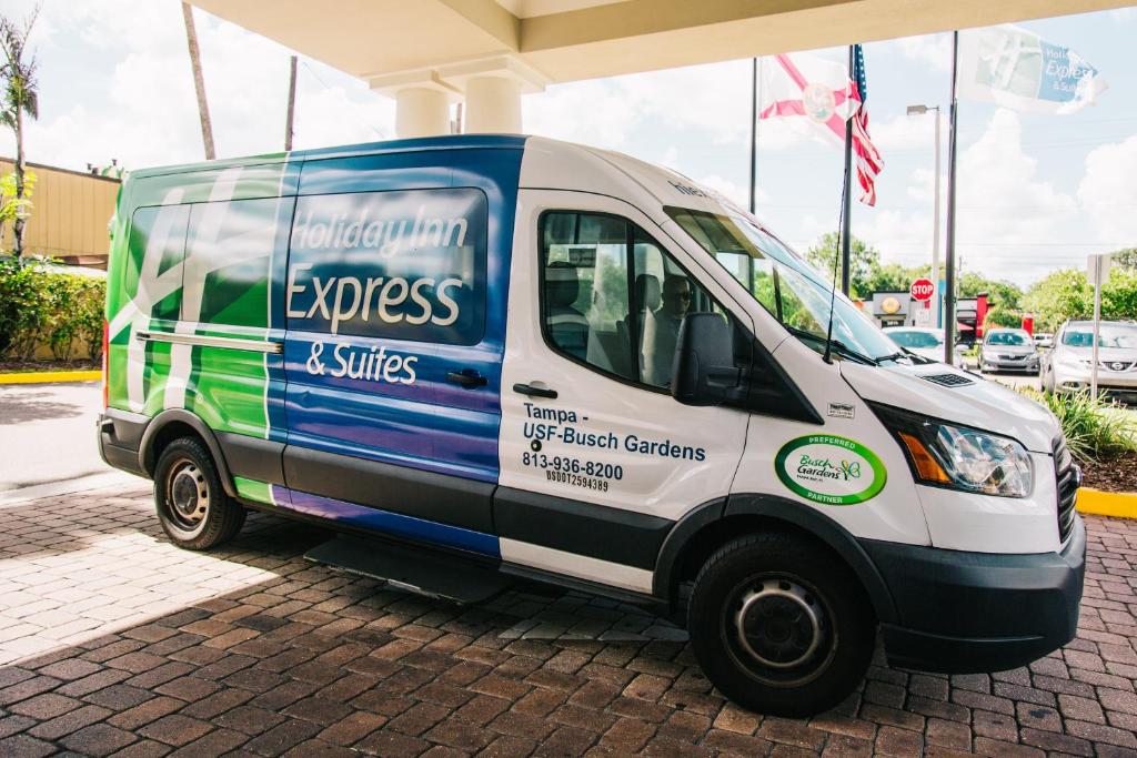Holiday Inn Express Hotel & Suites Tampa-USF-Busch Gardens by IHG photo