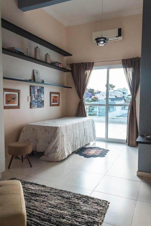  Casa charmosa em condomínio privado