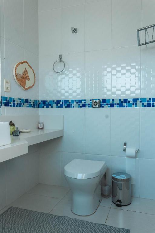  Casa charmosa em condomínio privado