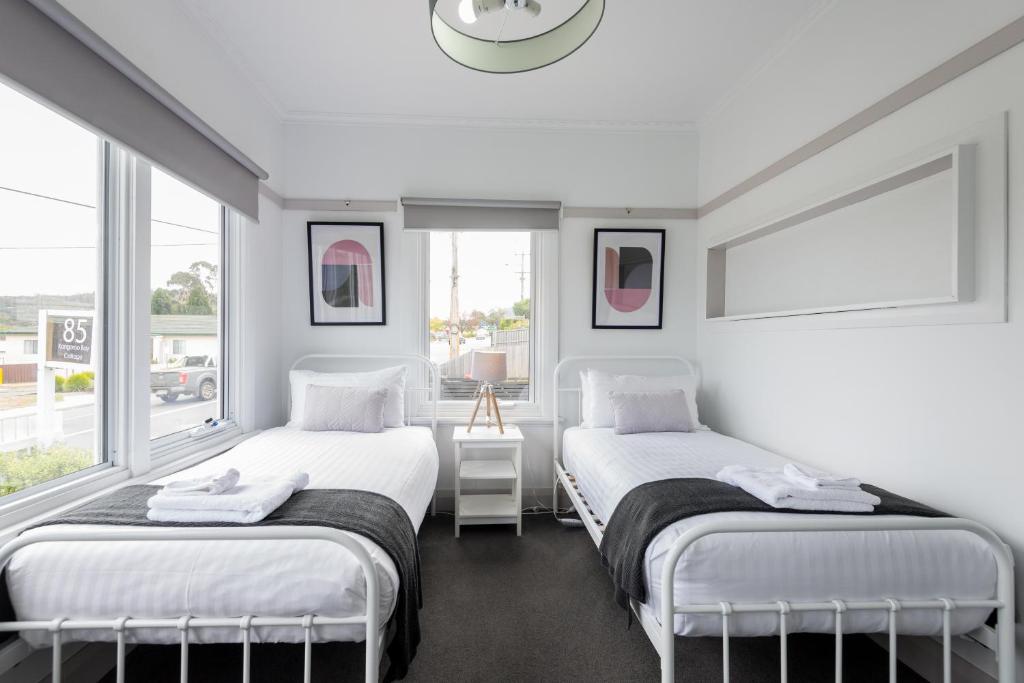 Kangaroo Bay Apartments photo