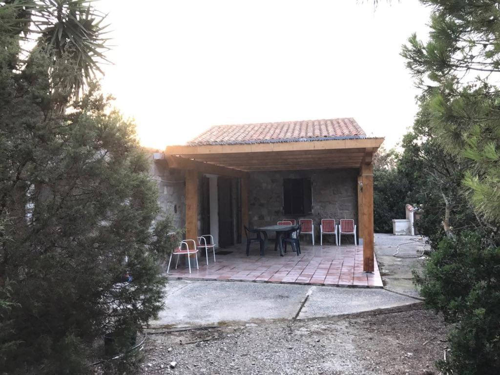 Villetta al Mare a Carloforte - Incantevole Oasi sul Mare