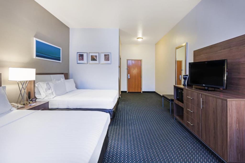 Postel nebo postele na pokoji v ubytování Holiday Inn Express & Suites - Pharr by IHG