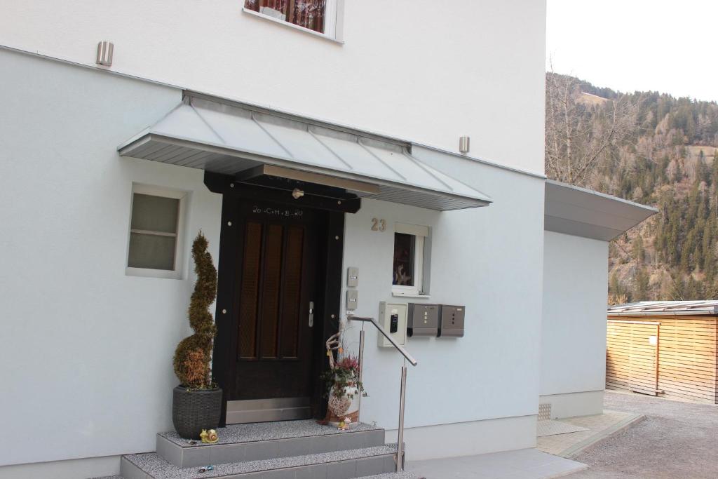 Výhľad na hory alebo výhľad na hory priamo z apartmánu