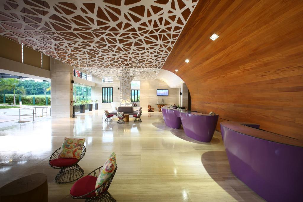 Posezení v ubytování Savoy Hotel Boracay Newcoast