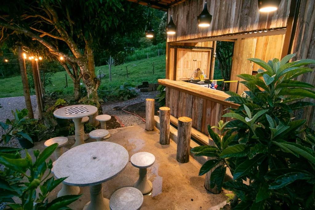  A loving farm cabin just for you and your love!