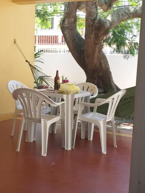 Ano Novo! Aproveite amplo espaço em Casa de Praia para Grupos e Familias