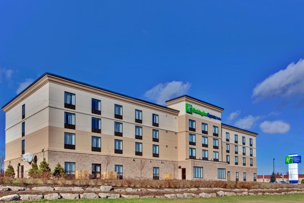 a rendering of a hotel building at Holiday Inn Express Hotel & Suites Brockville, an IHG Hotel in Brockville
