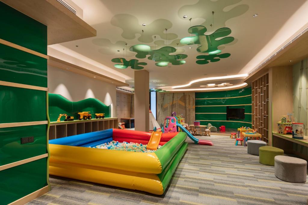 Dětský klub v ubytování Banyan Tree Anji