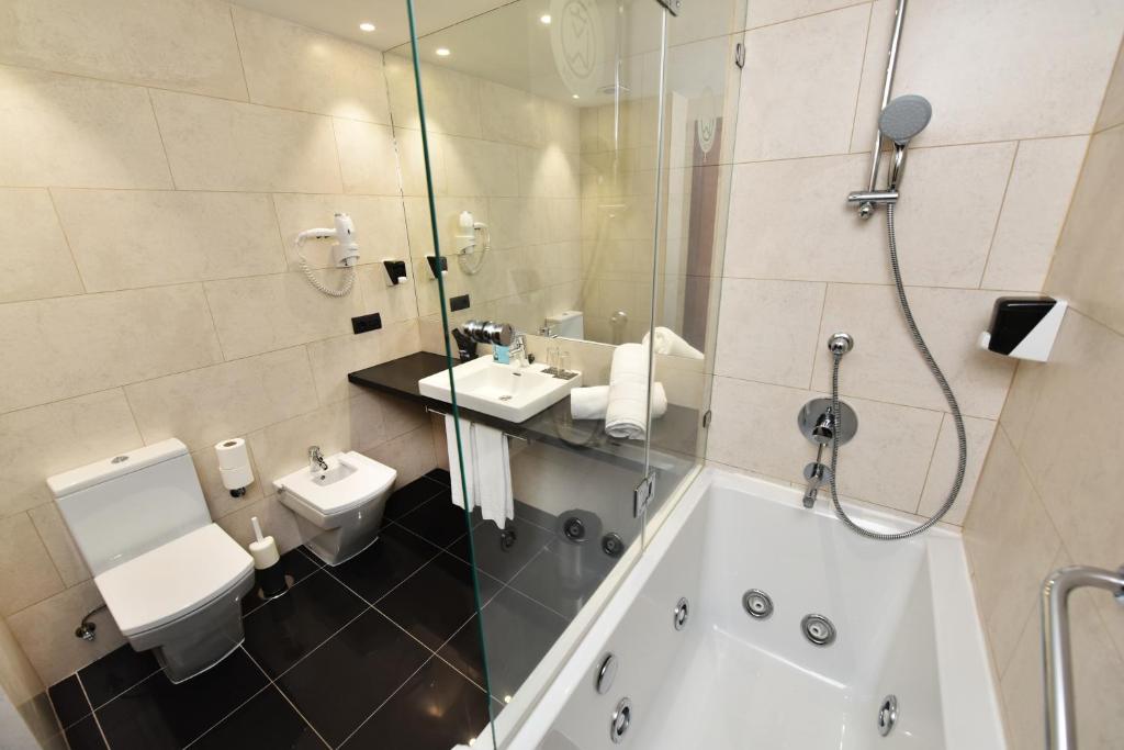Koupelna v ubytování Hotel Vallemar