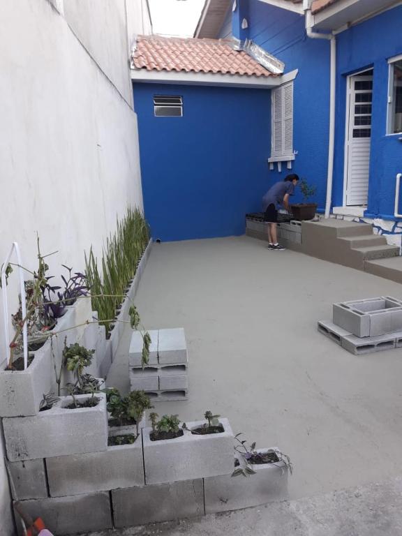  CASA COMPLETA COM 4 SUITES PARA ATE 12 PESSOAS.