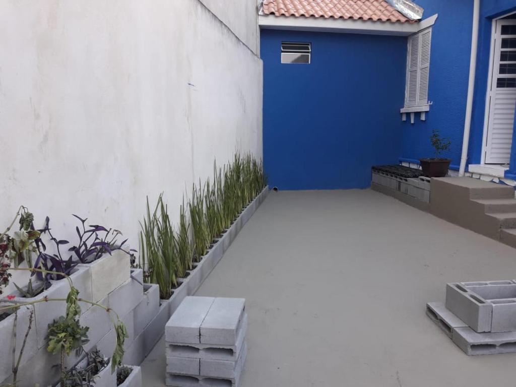  CASA COMPLETA COM 4 SUITES PARA ATE 12 PESSOAS.