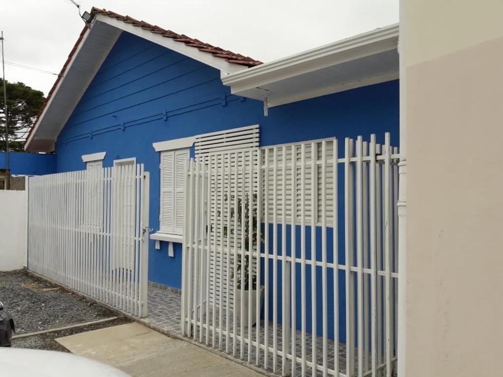  CASA COMPLETA COM 4 SUITES PARA ATE 12 PESSOAS.