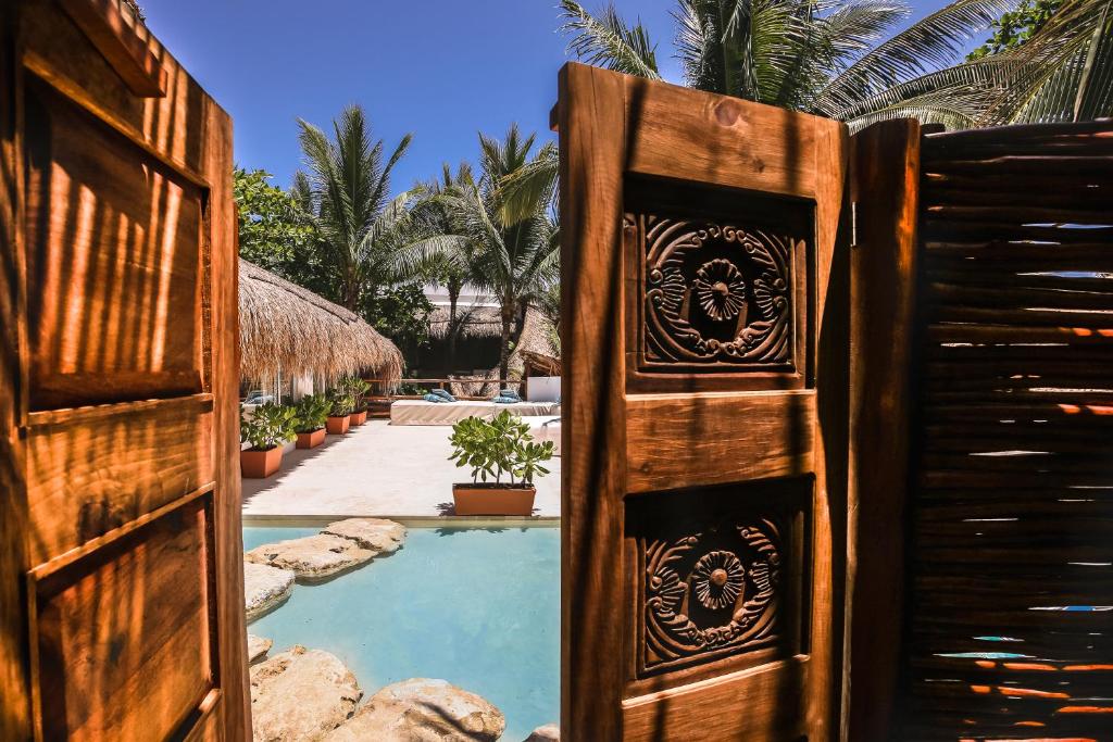 Bazén v ubytování Cabanas Tulum- Beach Hotel & Spa nebo v jeho okolí